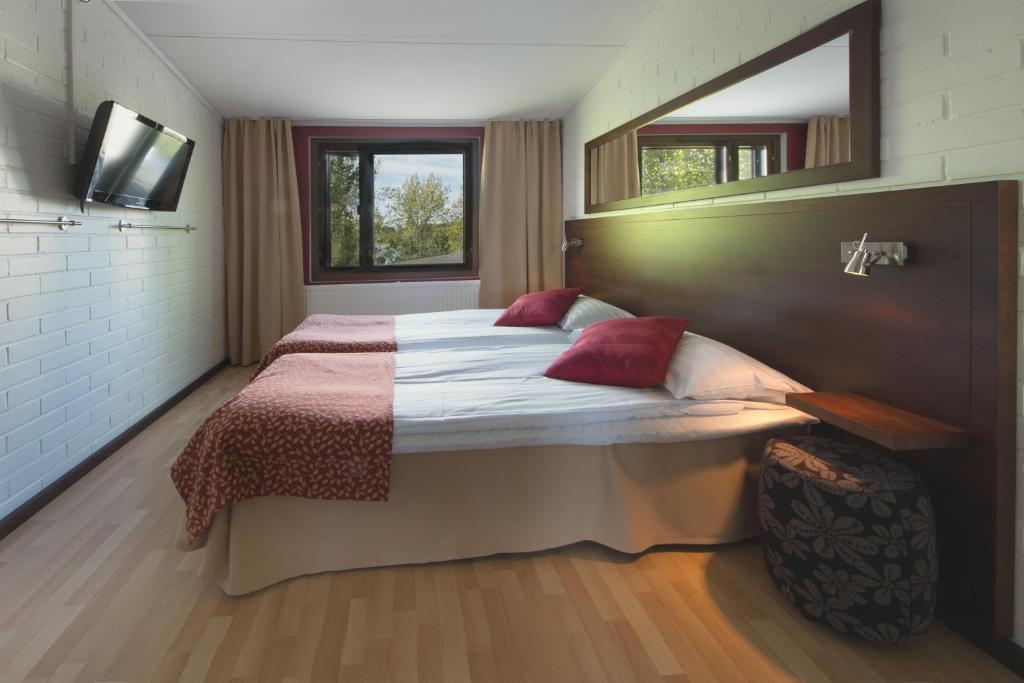 Lomakeskus Kuntoranta Hotel Varkaus Bilik gambar